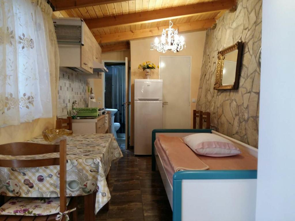 Kristallia Rooms Monastiraki  Exterior photo